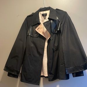 Victoria’s Secrets trenchcoat cape size S